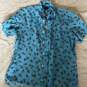 Short sleeved pineapple shirt
